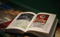 Hitlera slepenā grāmata (1925–1928)